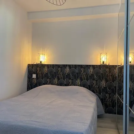 Apartment Pieds Dans L'eau Vue Les Mimosas
