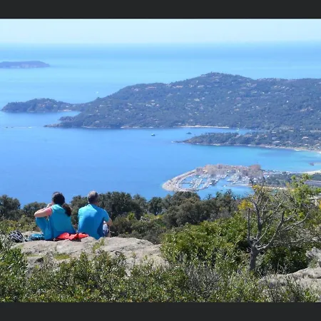 Pieds Dans L'eau Vue Les Mimosas Apartamento Bormes-les-Mimosas
